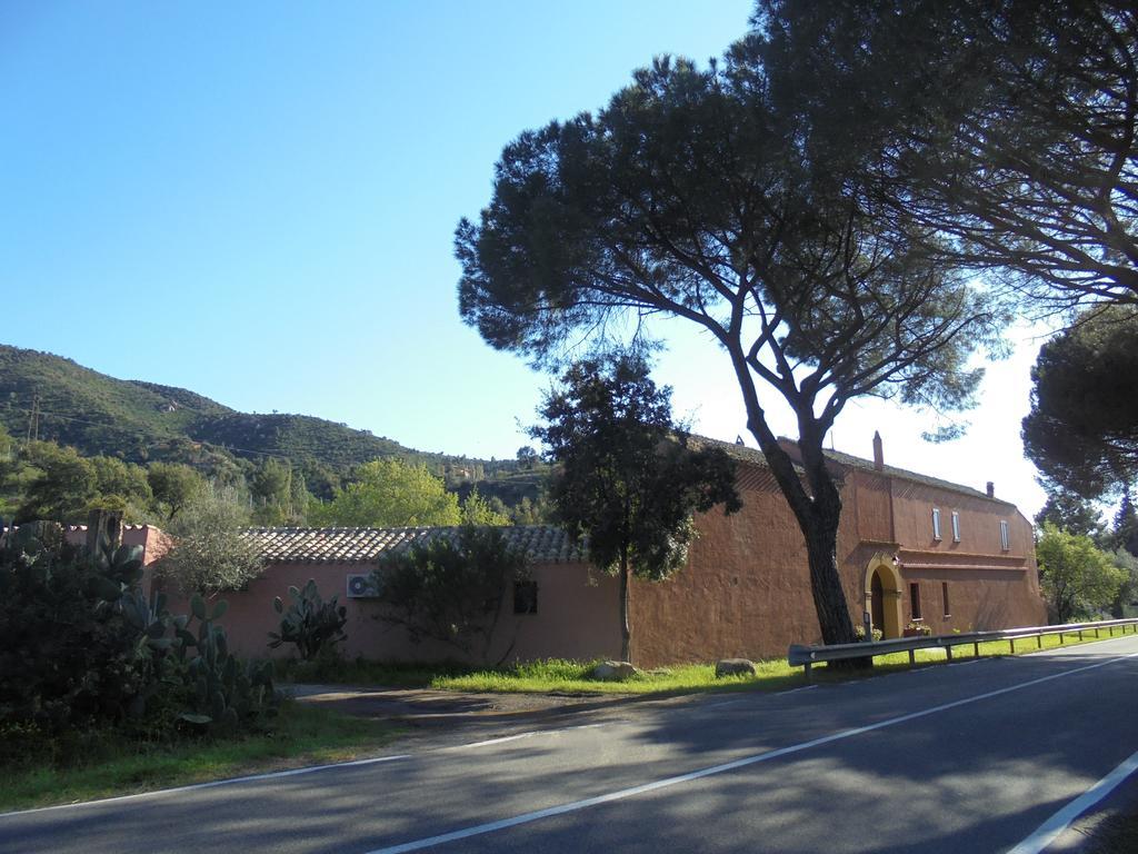 Вилла La Fattoria Delle Tartarughe San Gregorio  Экстерьер фото